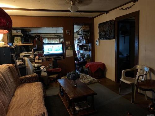 961 Elm St, Campbell River, BC - Indoor Photo Showing Other Room