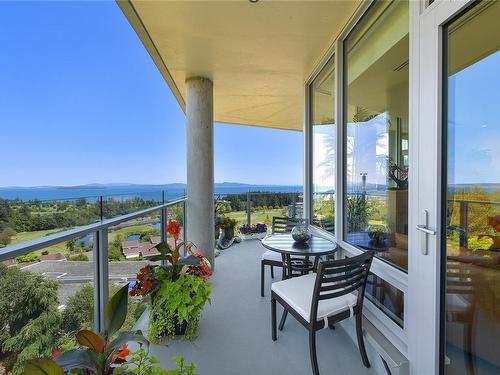 403-5388 Hill Rise Terr, Saanich, BC - Outdoor With Balcony With View With Exterior