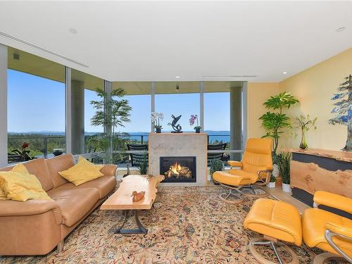 403-5388 Hill Rise Terr, Saanich, BC - Indoor Photo Showing Living Room With Fireplace