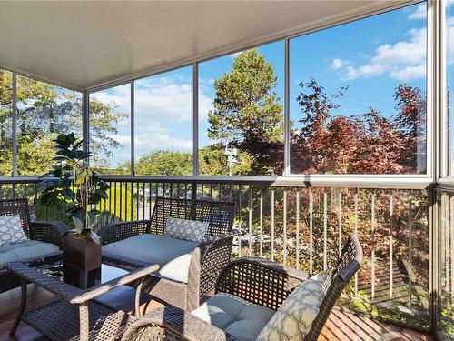 301-2323 Hamiota St, Oak Bay, BC - Outdoor With Deck Patio Veranda With Exterior