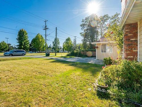 1382 Mckenzie Ave, Saanich, BC 