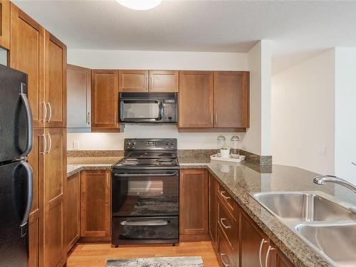 304-297 Hirst Ave, Parksville, BC - Indoor Photo Showing Kitchen With Double Sink