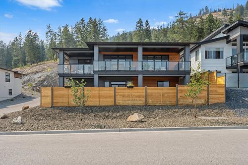 2492 Tallus Heights Lane, West Kelowna, BC - Outdoor