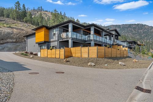 2492 Tallus Heights Lane, West Kelowna, BC - Outdoor