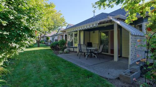 342-550 Yates Road, Kelowna, BC - Outdoor With Deck Patio Veranda