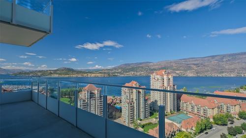 2105-1181 Sunset Drive, Kelowna, BC - Outdoor With Body Of Water With Balcony With View