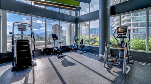 2105-1181 Sunset Drive, Kelowna, BC - Indoor Photo Showing Gym Room