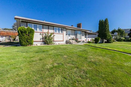 1770 High Road, Kelowna, BC - Outdoor