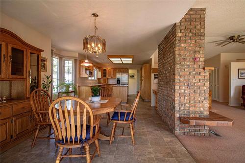 2316 Sunvale Place, Okanagan Falls, BC - Indoor Photo Showing Dining Room