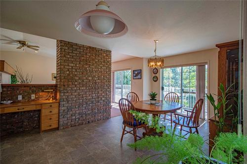 2316 Sunvale Place, Okanagan Falls, BC - Indoor Photo Showing Dining Room