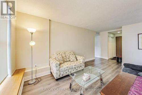 910 - 345 Driftwood Avenue, Toronto (Black Creek), ON - Indoor Photo Showing Living Room