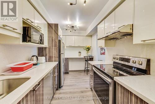 910 - 345 Driftwood Avenue, Toronto (Black Creek), ON - Indoor Photo Showing Kitchen