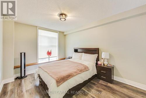 910 - 345 Driftwood Avenue, Toronto (Black Creek), ON - Indoor Photo Showing Bedroom