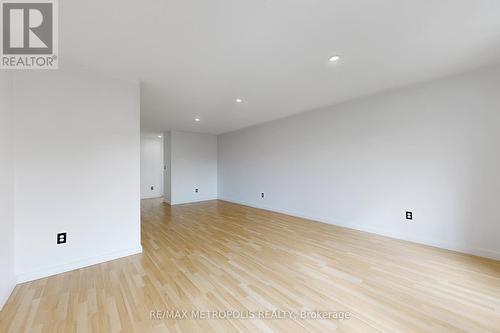 20 Odoardo Di Santo Circle, Toronto (Downsview-Roding-Cfb), ON - Indoor Photo Showing Other Room