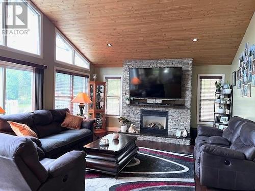 272 Clouthier Road, St. Charles, ON - Indoor Photo Showing Living Room With Fireplace