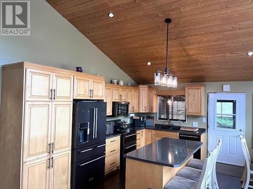 272 Clouthier Road, St. Charles, ON - Indoor Photo Showing Kitchen