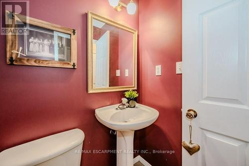 43 - 565 Rymal Road E, Hamilton (Allison), ON - Indoor Photo Showing Bathroom