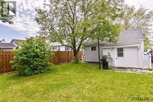 422 Maclean Dr, Timmins, ON - Outdoor