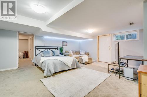 1045 Aldon Road, Kelowna, BC - Indoor Photo Showing Bedroom