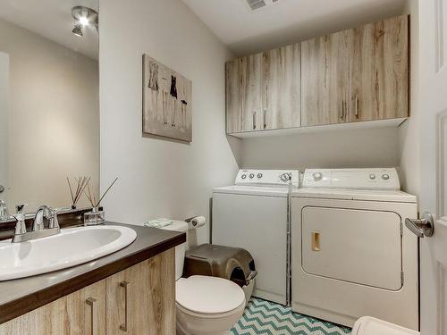 Salle de bains - 2944 Ch. Ste-Thérèse, Carignan, QC - Indoor Photo Showing Laundry Room