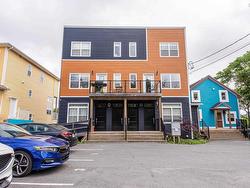 6 635 St. Margarets Bay Road  Halifax, NS B3N 1K8