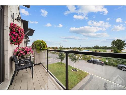 520 Labrador Crescent, Ottawa, ON 