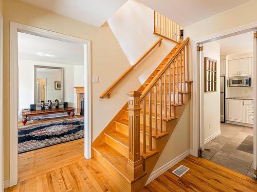 Staircase - 354 Ch. Jolley, Shefford, QC - Indoor Photo Showing Other Room