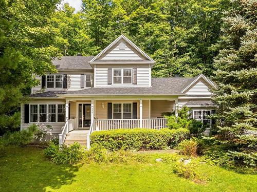 FaÃ§ade - 354 Ch. Jolley, Shefford, QC - Outdoor With Deck Patio Veranda