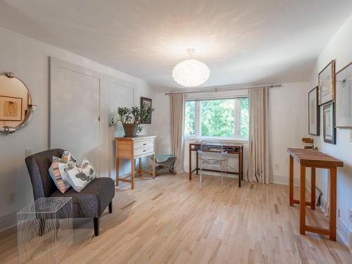 Master bedroom - 306 Av. De Putney, Saint-Lambert, QC - Indoor Photo Showing Other Room