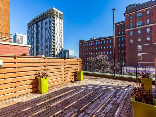 Terrasse - 803-65 Boul. René-Lévesque E., Montréal (Ville-Marie), QC - Outdoor