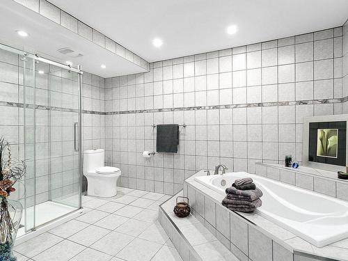 Ensuite bathroom - 150  - C Ch. De Sand Bay, Clarendon, QC - Indoor Photo Showing Bathroom