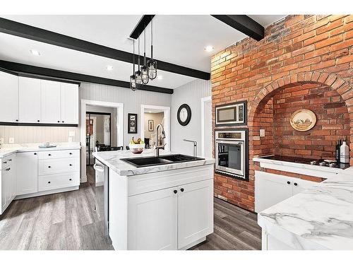 Kitchen - 150  - C Ch. De Sand Bay, Clarendon, QC - Indoor Photo Showing Kitchen With Double Sink