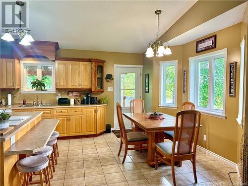 1002 Ch Martin, Sainte-Anne-De-Madawaska, NB - Indoor Photo Showing Dining Room