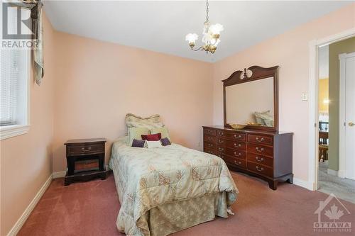 2309 Samuel Drive, Ottawa, ON - Indoor Photo Showing Bedroom