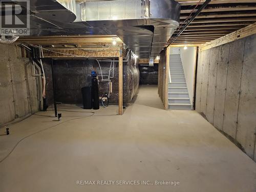 95 Conboy Drive, Erin, ON - Indoor Photo Showing Basement