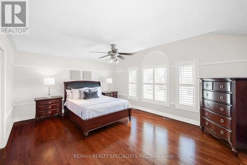 3353 Azelia Court, Mississauga, ON - Indoor Photo Showing Bedroom