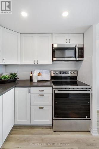 1911 - 705 King Street W, Toronto (Niagara), ON - Indoor Photo Showing Kitchen