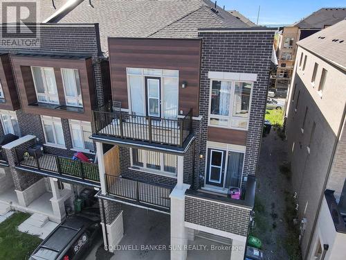 42 Donald Ficht Crescent, Brampton (Northwest Brampton), ON - Outdoor With Balcony