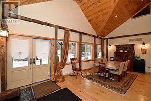 135 Sleepy Hollow Road, Blue Mountains, ON - Indoor