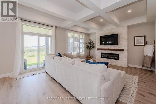 181 Savannah Ridge Drive, Brant (Paris), ON - Indoor Photo Showing Living Room With Fireplace