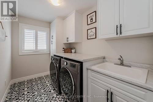 181 Savannah Ridge Drive, Brant (Paris), ON - Indoor Photo Showing Laundry Room