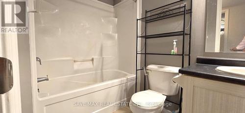 26 - 3200 Singleton Avenue, London, ON - Indoor Photo Showing Bathroom