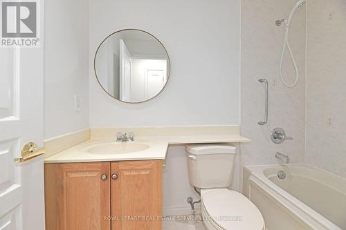 704 - 1 Deer Park Crescent, Toronto (Yonge-St. Clair), ON - Indoor Photo Showing Bathroom