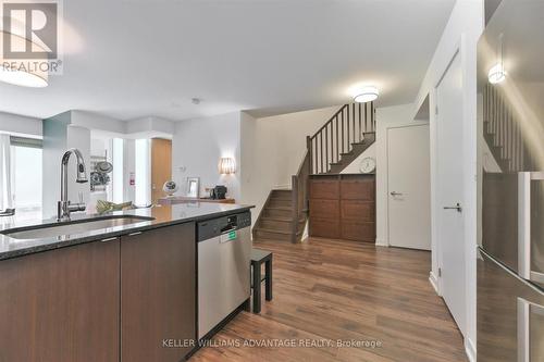 8 - 106 Varna Drive, Toronto (Englemount-Lawrence), ON - Indoor Photo Showing Kitchen With Upgraded Kitchen