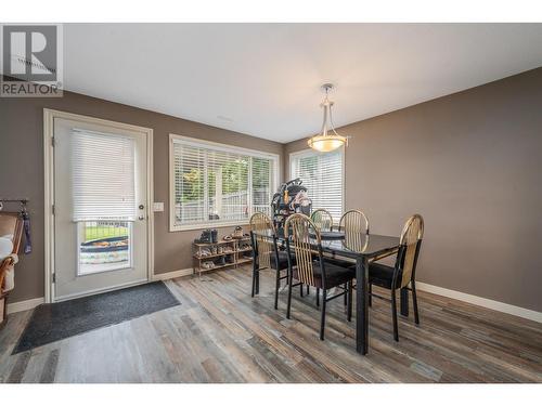 2091 Rose Tree Road, West Kelowna, BC - Indoor Photo Showing Dining Room