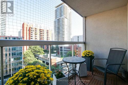 1009 - 43 Eglinton Avenue E, Toronto (Mount Pleasant West), ON - Outdoor With Balcony With Exterior