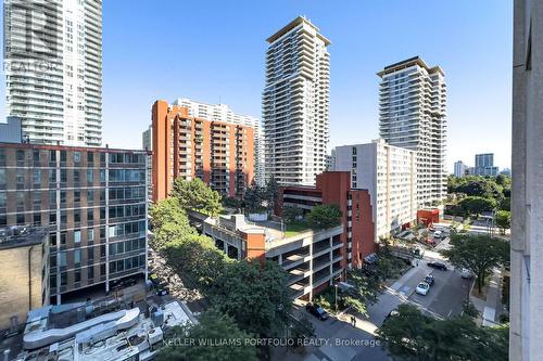 1009 - 43 Eglinton Avenue E, Toronto (Mount Pleasant West), ON - Outdoor With Facade