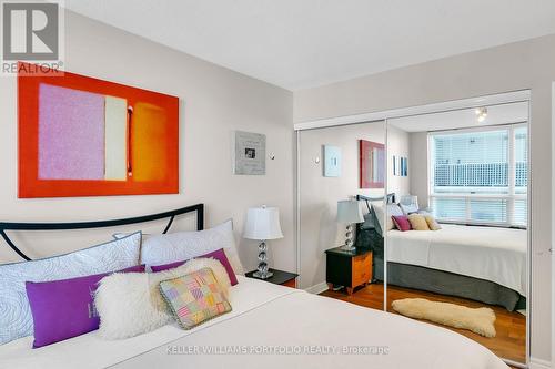 1009 - 43 Eglinton Avenue E, Toronto (Mount Pleasant West), ON - Indoor Photo Showing Bedroom