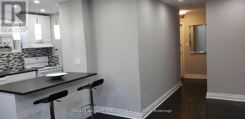 233 Lakeshore Road E, Mississauga, ON - Indoor Photo Showing Other Room