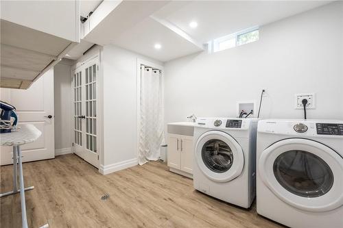 34 Novoco Drive, Hamilton, ON - Indoor Photo Showing Laundry Room